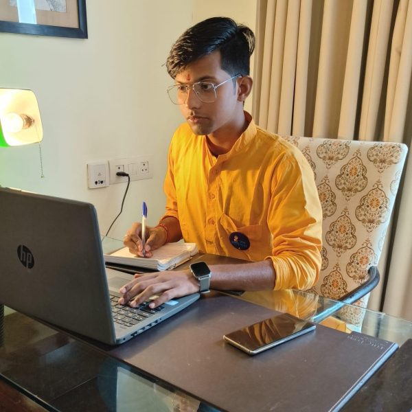 Astrologer Pawan Pandey